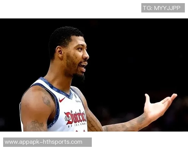 斯玛特回忆东契奇招募时的反应以为经纪人是在开玩笑 斯玛特回忆东契奇招募时的反应以为经纪人是在开玩笑