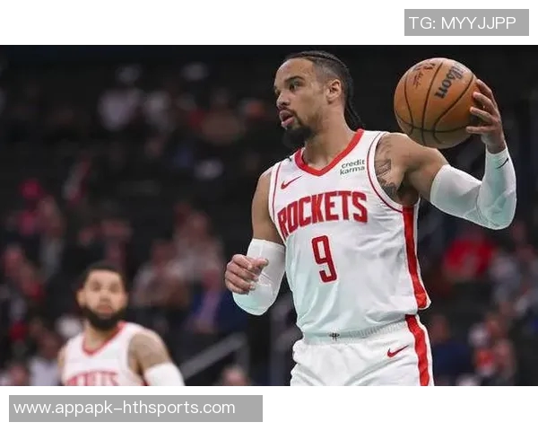 狄龙首节表现抢眼出战9分钟贡献7分助力球队进攻火力提升 狄龙首节表现抢眼出战9分钟贡献7分助力球队进攻火力提升