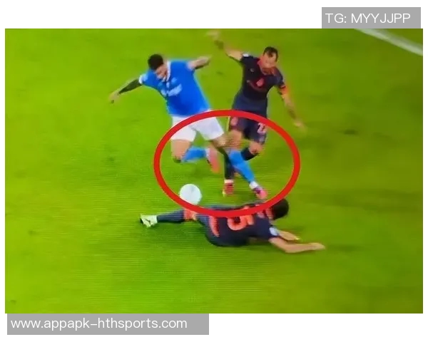 迪洛伦佐澄清点球争议强调摔倒是因真实身体接触 迪洛伦佐澄清点球争议强调摔倒是因真实身体接触