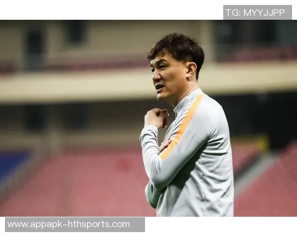 张文杰谈广州训练理念外教主导让归国球员更快适应 张文杰谈广州训练理念外教主导让归国球员更快适应