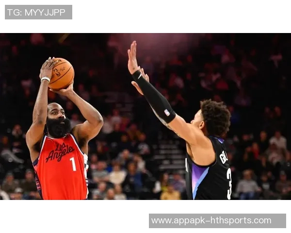 小卡分析球队失利原因强调篮下进攻与半场防守需加强 小卡分析球队失利原因强调篮下进攻与半场防守需加强