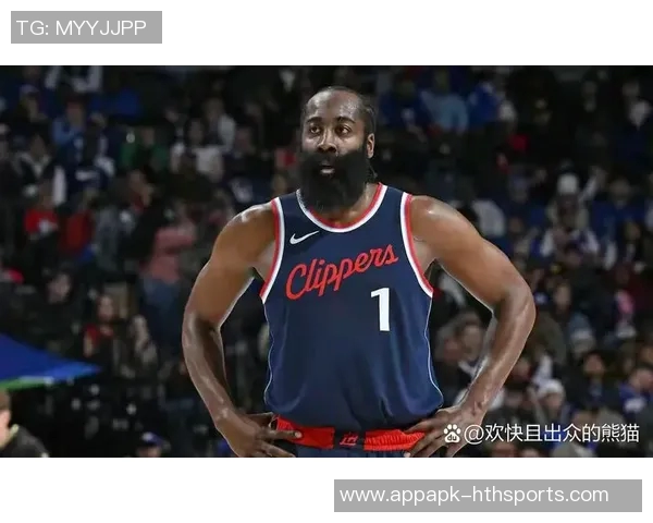 哈登半场表现抢眼却难阻球队落后正负值惨淡显示困境 哈登半场表现抢眼却难阻球队落后正负值惨淡显示困境