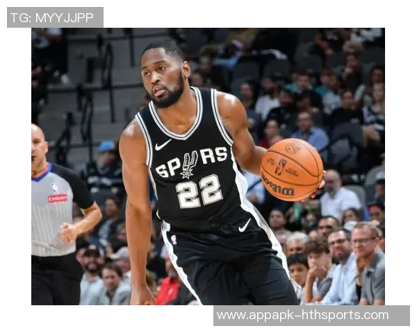 文班强调卡斯尔的潜力只需给予足够空间他便能展翅高飞 文班强调卡斯尔的潜力只需给予足够空间他便能展翅高飞