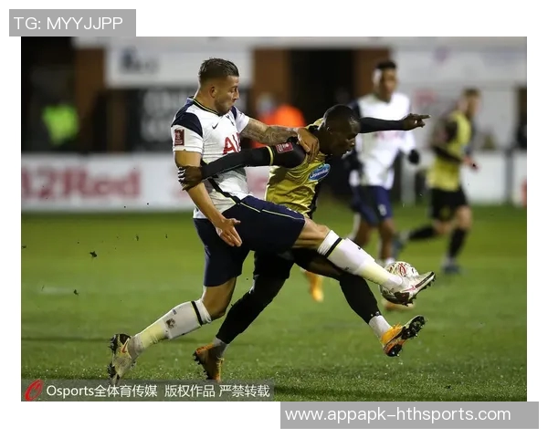 维尼修斯点球让姆巴佩错失帽子戏法他选择沉默应对争议 维尼修斯点球让姆巴佩错失帽子戏法他选择沉默应对争议