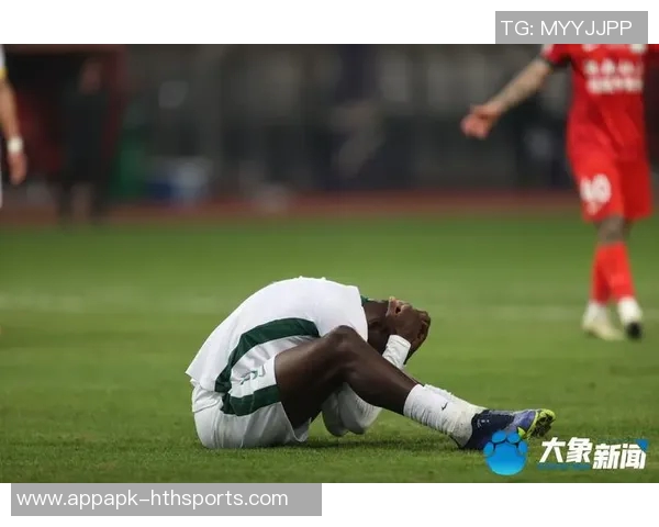 河南队足协杯决赛球衣曝光印有对阵信息与大象图腾设计引发热议