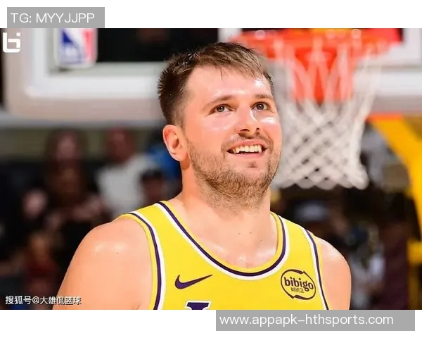 老詹关键时刻遭封盖夸梅质疑为何不传给东契奇作为首选